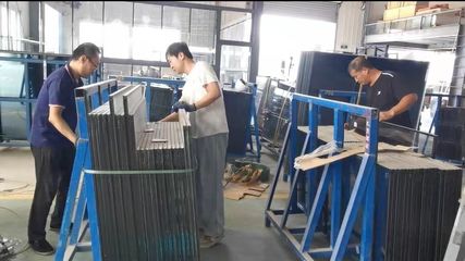 甘肅北方節能玻璃科技公司:開足馬力忙生產 全力以赴促增收